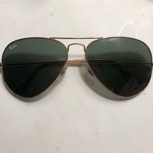 Ray-Ban Accessories - Ray Ban Aviators AUTHENTIC Ray-Ban Accessories - Ray Ban Aviators AUTHENTIC